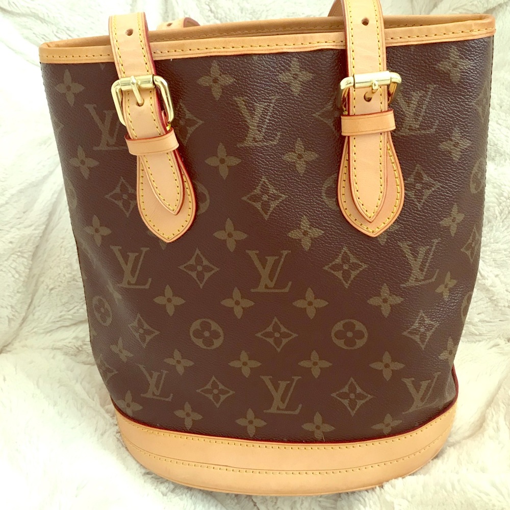A 2002 Louis Vuitton bucket bag. Barely used.
